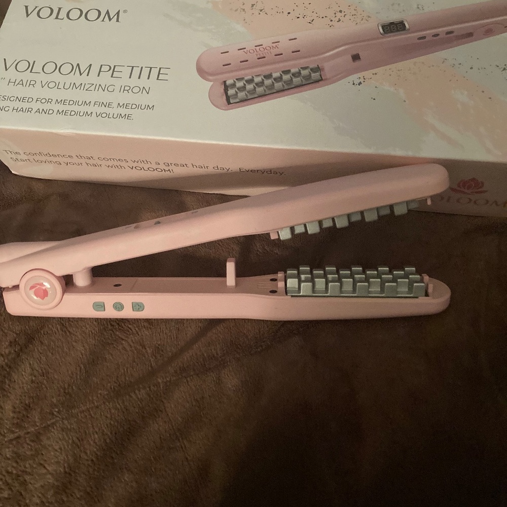 Voloom Petite Hair Volumizing Iron